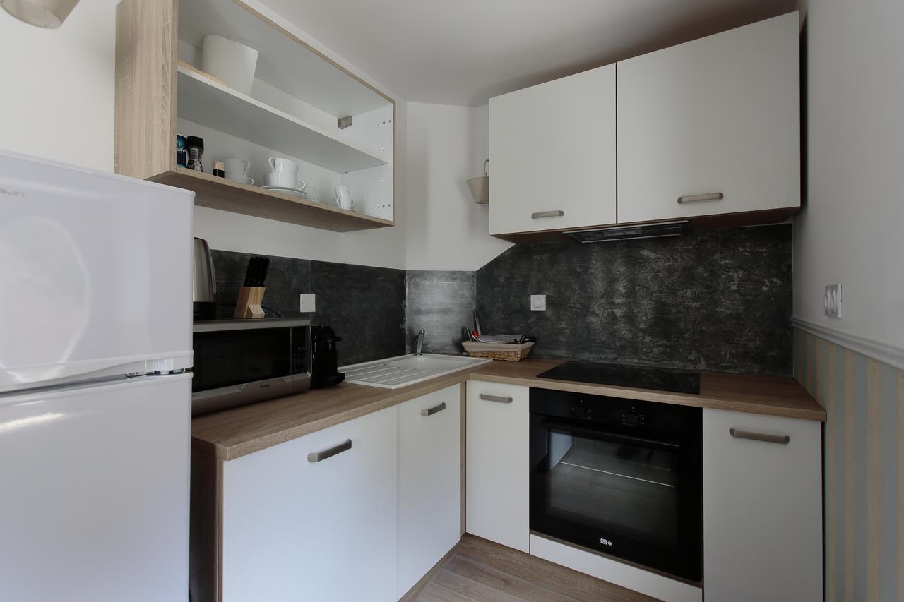 Hotel Saint Georges Troyes Exterior photo A modern kitchen